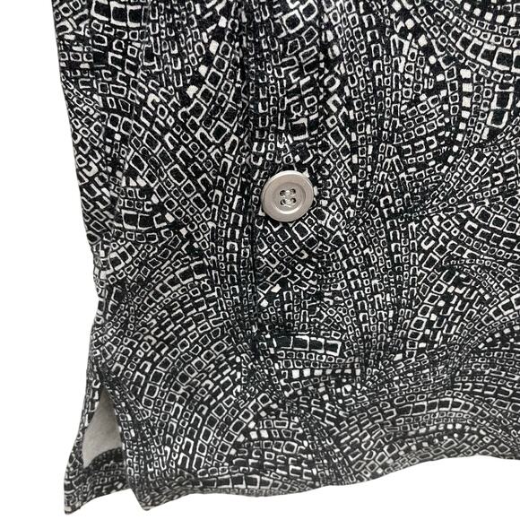 Chico’s Weekend By Chico’s Black and White Knit Pullover Size Large - Picture 6 of 10